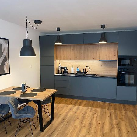 Apartment Luxury Poprad Esterno foto